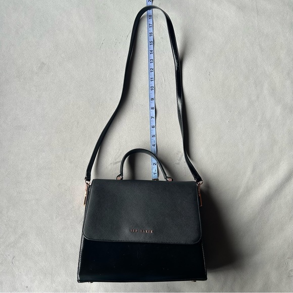 Ted Baker ~ Faux Leather Tote with Top Handle ~ Black with Rose Gold Hardware - Picture 16 of 17